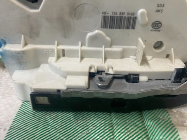 bontott SKODA FABIA II Jobb hátsó Ajtózár