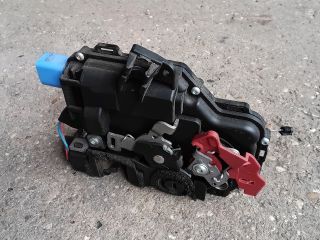 bontott SKODA FABIA II Jobb hátsó Ajtózár