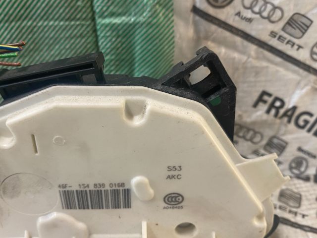 bontott SKODA FABIA II Jobb hátsó Ajtózár