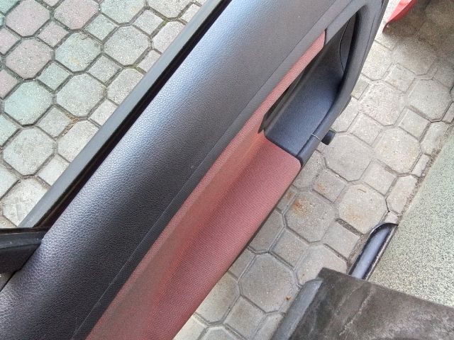 bontott SKODA FABIA II Jobb hátsó Ajtózár