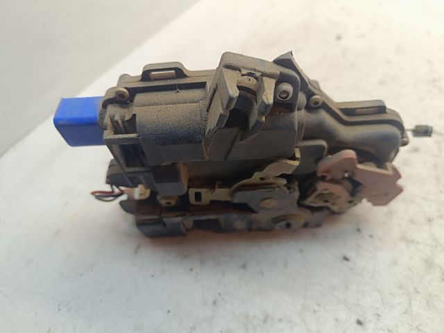 bontott SKODA FABIA II Jobb hátsó Ajtózár