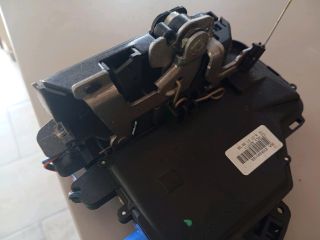 bontott SKODA FABIA II Jobb hátsó Ajtózár