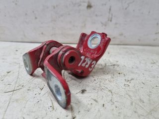 bontott SKODA FABIA II Jobb hátsó Alsó Zsanér