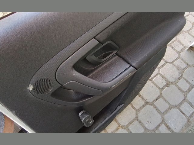 bontott SKODA FABIA II Jobb hátsó Fixüveg (Ajtóban)