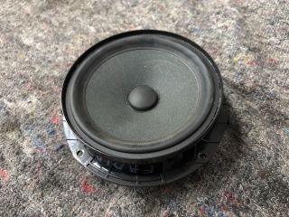 bontott SKODA FABIA II Jobb hátsó Hangszóró