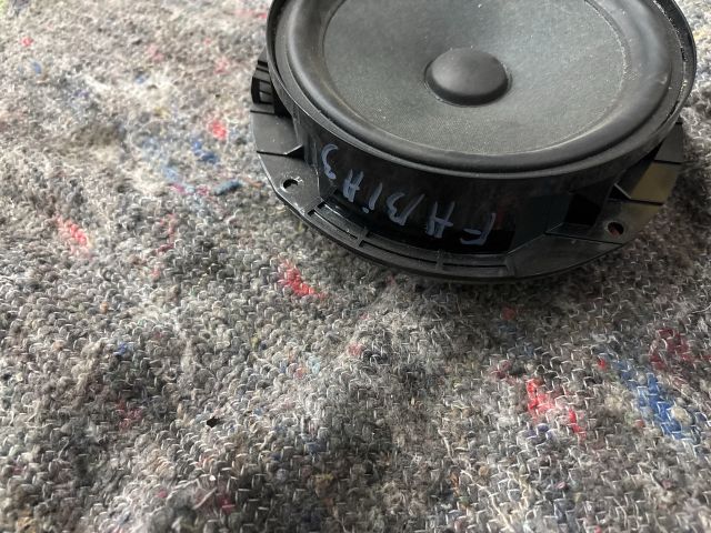 bontott SKODA FABIA II Jobb hátsó Hangszóró