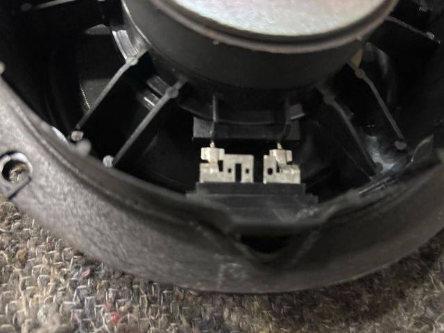 bontott SKODA FABIA II Jobb hátsó Hangszóró