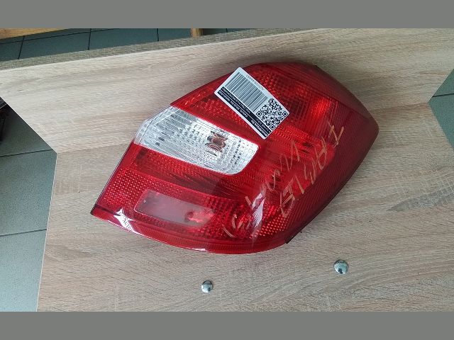 bontott SKODA FABIA II Jobb Hátsó Lámpa