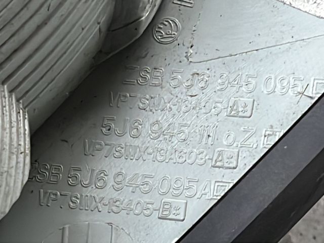 bontott SKODA FABIA II Jobb Hátsó Lámpa