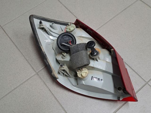 bontott SKODA FABIA II Jobb Hátsó Lámpa