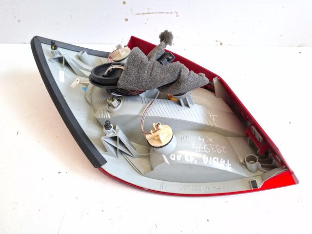 bontott SKODA FABIA II Jobb Hátsó Lámpa