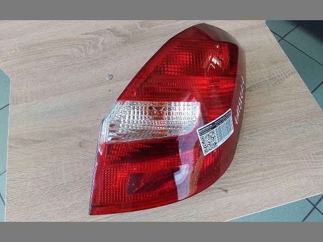 bontott SKODA FABIA II Jobb Hátsó Lámpa