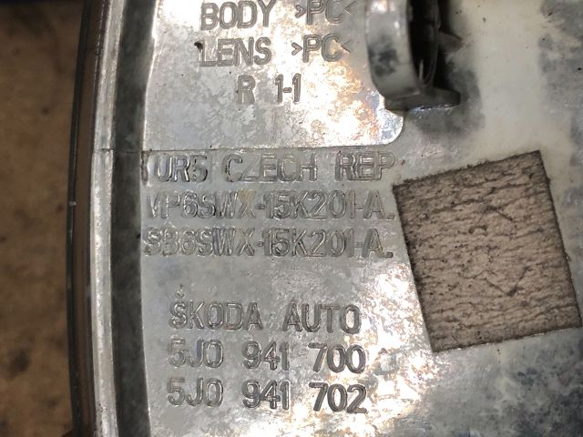 bontott SKODA FABIA II Jobb Ködfényszóró
