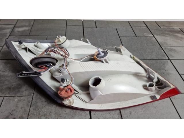 bontott SKODA FABIA II Jobb Külső Hátsó Lámpa