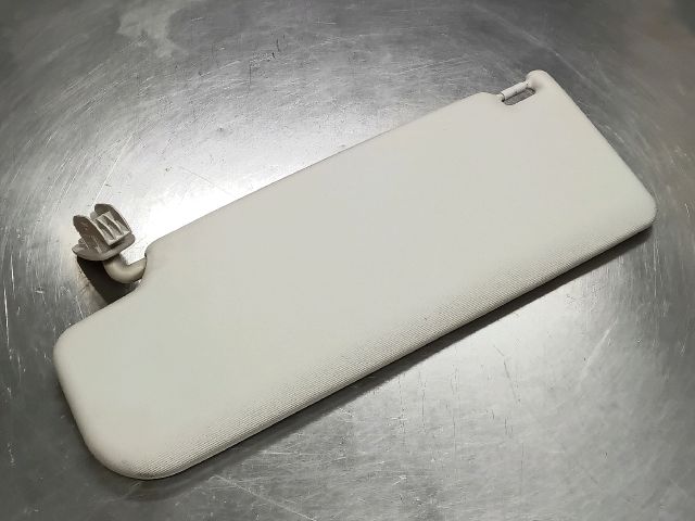 bontott SKODA FABIA II Jobb Napellenző