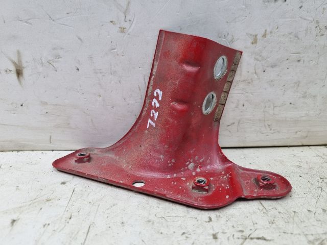 bontott SKODA FABIA II Jobb Sárvédő Oldaltartó