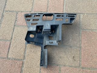 bontott SKODA FABIA II Jobb Sárvédő Oldaltartó