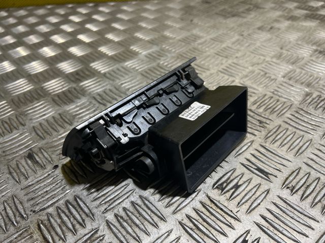 bontott SKODA FABIA II Jobb Szellőző