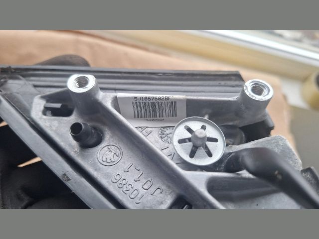 bontott SKODA FABIA II Jobb Visszapillantó Tükör (Elektromos)