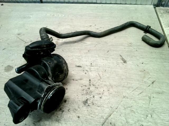 bontott SKODA FABIA II Kartergáz Visszavezető Ház