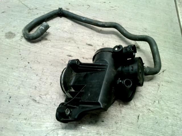 bontott SKODA FABIA II Kartergáz Visszavezető Ház