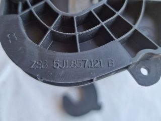 bontott SKODA FABIA II Kesztyűtartó Ajtó