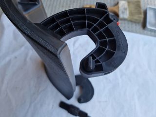 bontott SKODA FABIA II Kesztyűtartó Ajtó