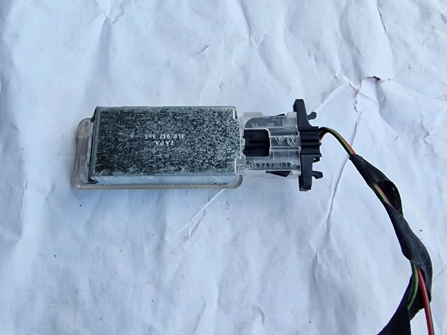 bontott SKODA FABIA II Kesztyűtartó Világítás