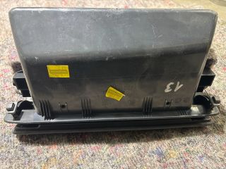 bontott SKODA FABIA II Kesztyűtartó