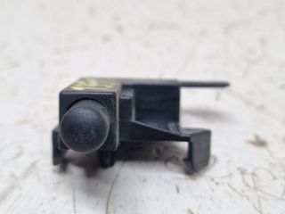 bontott SKODA FABIA II Kézifék Kapcsoló