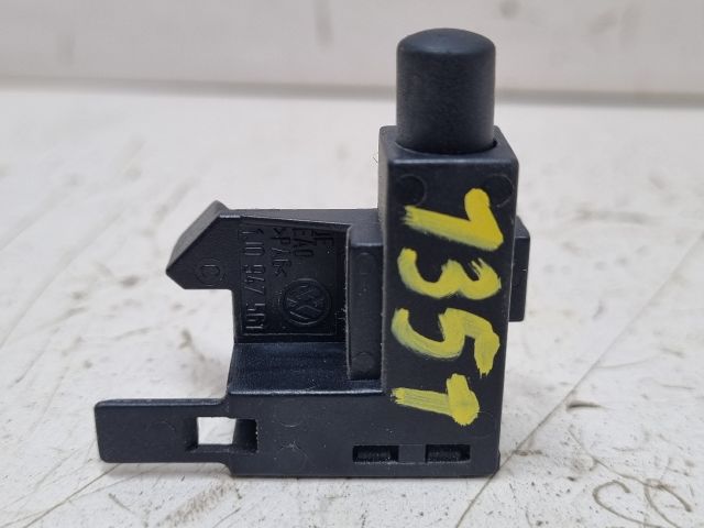 bontott SKODA FABIA II Kézifék Kapcsoló