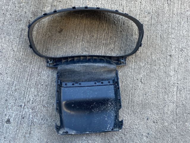 bontott SKODA FABIA II Kilométeróra Keret