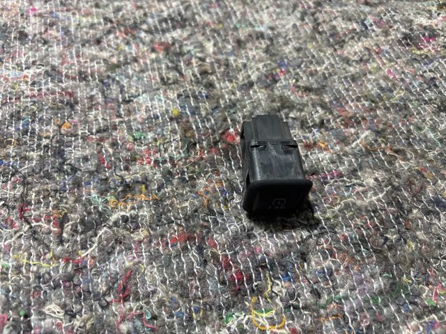 bontott SKODA FABIA II Kipörgésgátló Kapcsoló