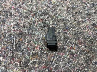 bontott SKODA FABIA II Kipörgésgátló Kapcsoló