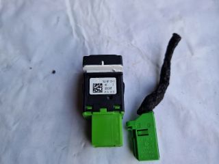 bontott SKODA FABIA II Kipörgésgátló Kapcsoló