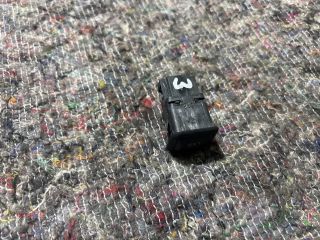 bontott SKODA FABIA II Kipörgésgátló Kapcsoló