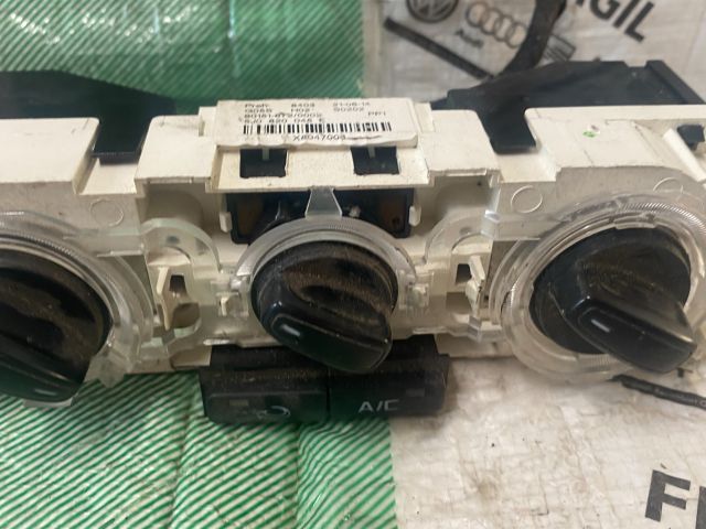 bontott SKODA FABIA II Klíma Kapcsoló