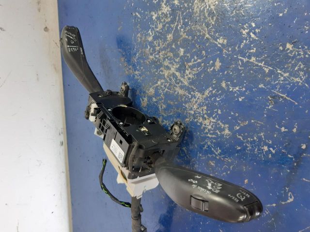 bontott SKODA FABIA II Komplett Kormánykapcsoló (Bajuszkapcsoló)