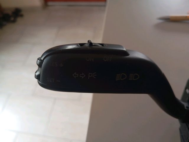 bontott SKODA FABIA II Komplett Kormánykapcsoló (Bajuszkapcsoló)