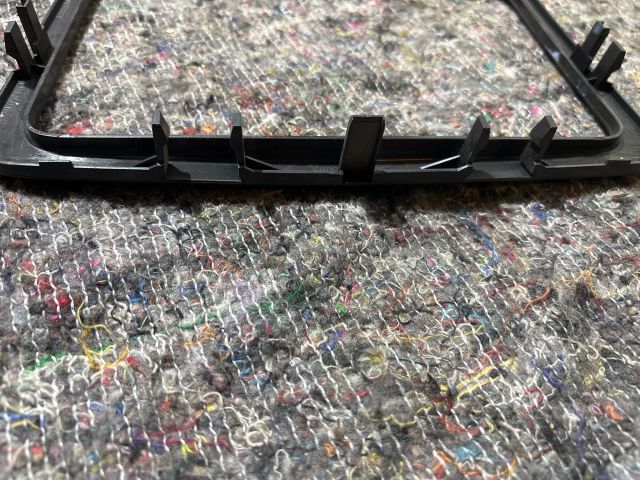 bontott SKODA FABIA II Középkonzol Keret