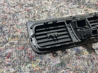 bontott SKODA FABIA II Középső Szellőző Keret