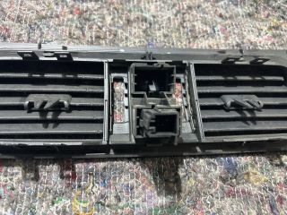 bontott SKODA FABIA II Középső Szellőző Keret