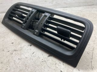 bontott SKODA FABIA II Középső Szellőző Keret