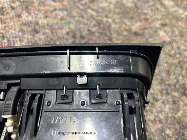 bontott SKODA FABIA II Középső Szellőző