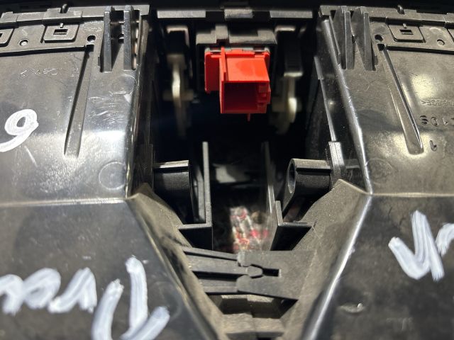 bontott SKODA FABIA II Középső Szellőző