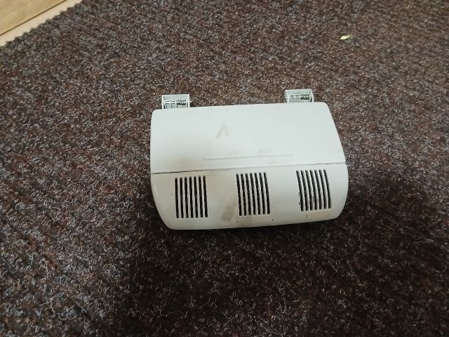 bontott SKODA FABIA II Középső Szemüvegtartó