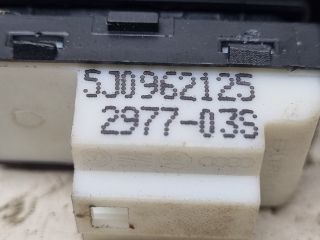 bontott SKODA FABIA II Központizár Kapcsoló