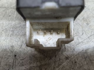 bontott SKODA FABIA II Központizár Kapcsoló