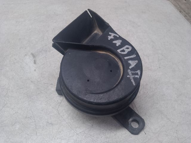 bontott SKODA FABIA II Kürt