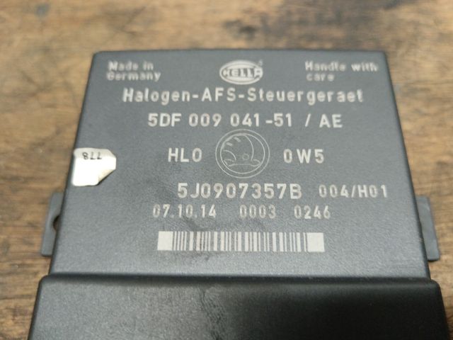 bontott SKODA FABIA II Lámpa Vezérlő